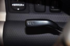 2013款丰田FJ酷路泽