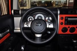 2013款丰田FJ酷路泽