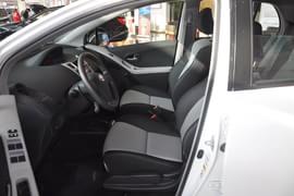 2011款丰田雅力士1.6GS自动锐动版到店实拍