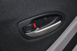 2011款丰田雅力士1.6GS自动锐动版到店实拍