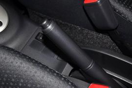 2011款丰田雅力士1.6GS自动锐动版到店实拍