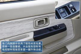 试驾2013款锐琪皮卡