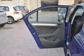 2013款一汽大众全新捷达1.6L自动豪华型