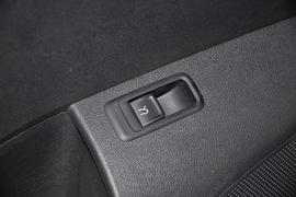 2013款一汽大众全新捷达1.6L自动豪华型