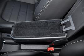 2013款一汽大众全新捷达1.6L自动豪华型