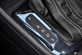 2013款一汽大众全新捷达1.6L自动豪华型