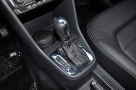2013款一汽大众全新捷达1.6L自动豪华型