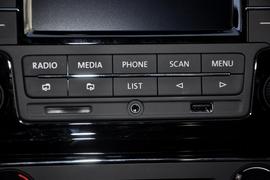 2013款一汽大众全新捷达1.6L自动豪华型