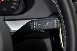 2013款一汽大众全新捷达1.6L自动豪华型