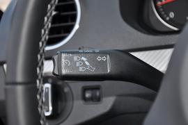 2013款一汽大众全新捷达1.6L自动豪华型