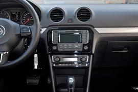 2013款一汽大众全新捷达1.6L自动豪华型