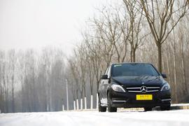 测试2012款奔驰B200