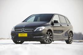 测试2012款奔驰B200