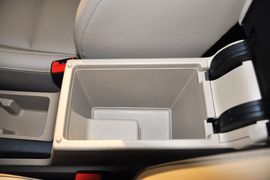 2013款大众全新宝来1.6L手自一体舒适型