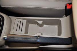 2013款大众全新宝来1.6L手自一体舒适型