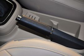 2013款大众全新宝来1.6L手自一体舒适型
