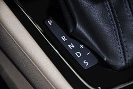 2013款大众全新宝来1.6L手自一体舒适型