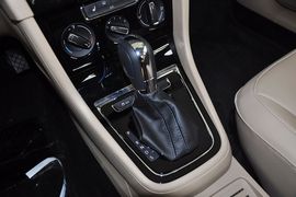 2013款大众全新宝来1.6L手自一体舒适型