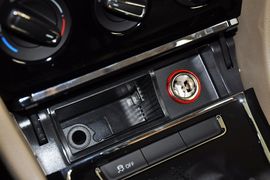 2013款大众全新宝来1.6L手自一体舒适型