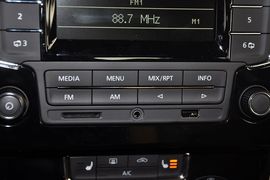 2013款大众全新宝来1.6L手自一体舒适型
