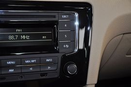 2013款大众全新宝来1.6L手自一体舒适型