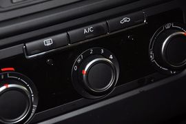 2012款大众高尔夫1.4TSI手动舒适型