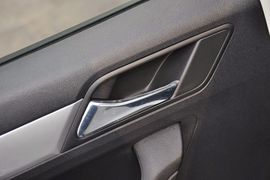 2013款一汽大众全新捷达1.6L手动舒适型