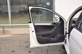 2013款一汽大众全新捷达1.6L手动舒适型
