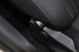 2013款一汽大众全新捷达1.6L手动舒适型