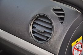 2013款一汽大众全新捷达1.6L手动舒适型