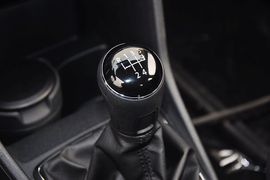 2013款一汽大众全新捷达1.6L手动舒适型