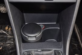 2013款一汽大众全新捷达1.6L手动舒适型