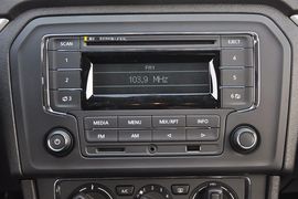 2013款一汽大众全新捷达1.6L手动舒适型