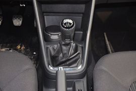 2013款一汽大众全新捷达1.6L手动舒适型