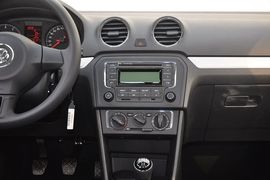 2013款一汽大众全新捷达1.6L手动舒适型