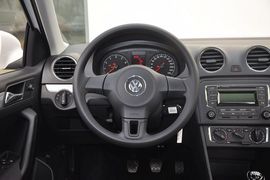 2013款一汽大众全新捷达1.6L手动舒适型