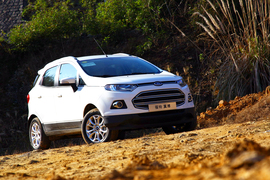 试驾2013款福特翼搏1.0T