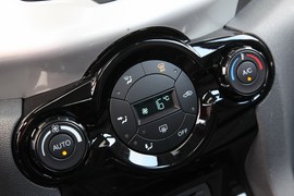 试驾2013款福特翼搏1.0T