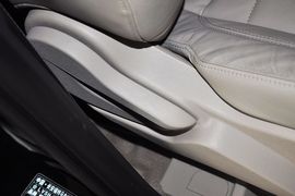 2013款福特翼虎2.0GTDi尊贵型