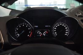 2013款福特翼虎2.0GTDi尊贵型