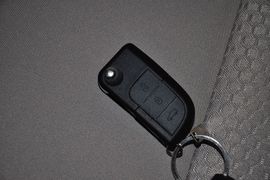 2012款长安悦翔V5