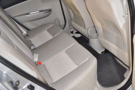 2012款长安悦翔V5