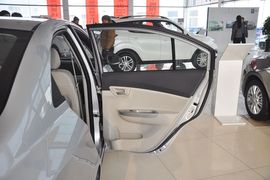 2012款长安悦翔V5
