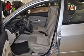 2012款长安悦翔V5