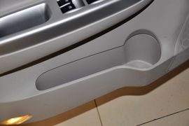 2012款长安悦翔V5