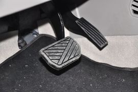 2012款长安悦翔V5