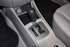 2012款长安悦翔V5