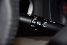 2012款长安悦翔V5
