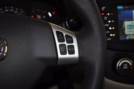 2012款长安悦翔V5