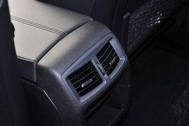 2013款标致3008